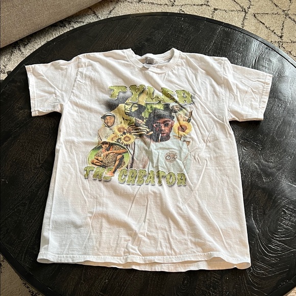 Gildan White Graphic Tee with Green Accents - Picture 1 of 3